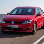 2014-Volkswagen-Golf-VII-Variant-Front-Angle