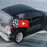 Volkswagen-Golf-R32-ice-drifting-video-b