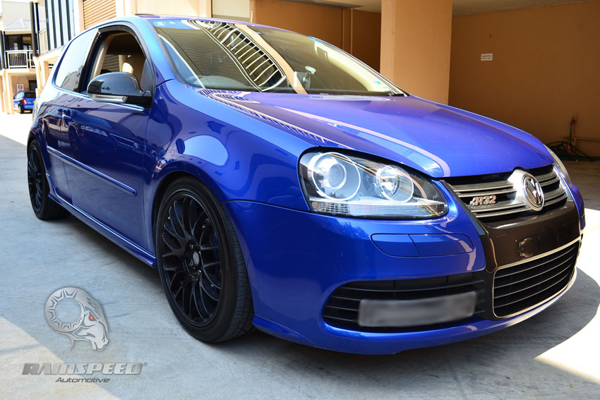 Reproductions for the Golf Mk4 R32: a powerful commitment to a powerful Golf